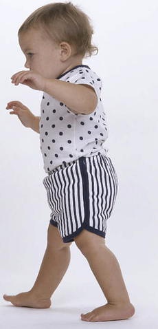 观察幼童的学习经过可以彻底改变我们对教育的看法 